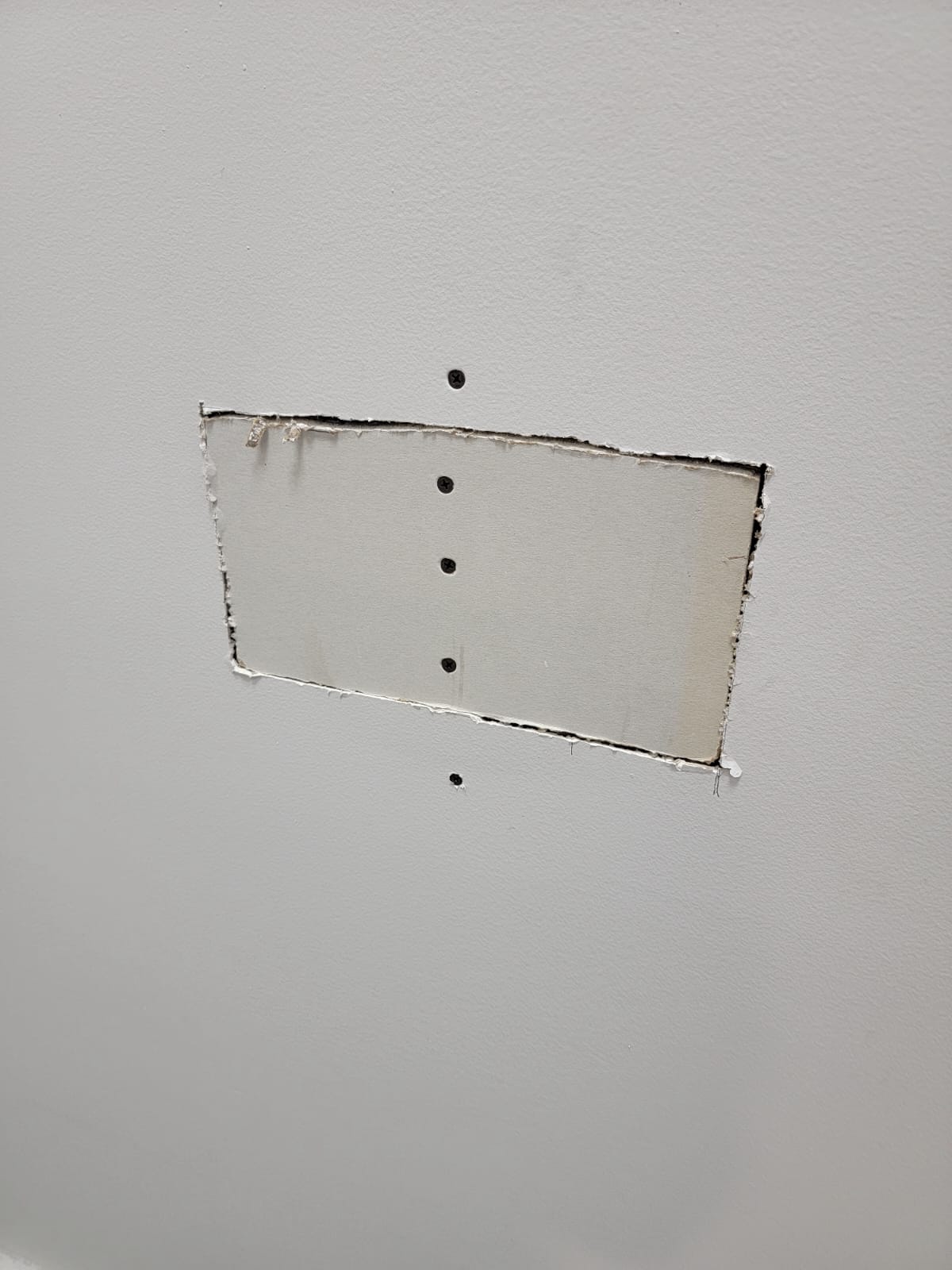 Drywall Patch Repair - Handyman Group SFL